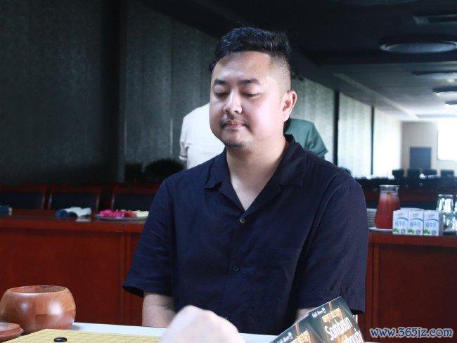 老挝原土第一高东说念主：Somboun Duangboudy