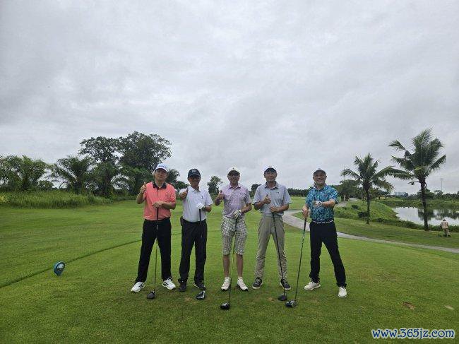 围棋高尔夫赛国际首冠降生